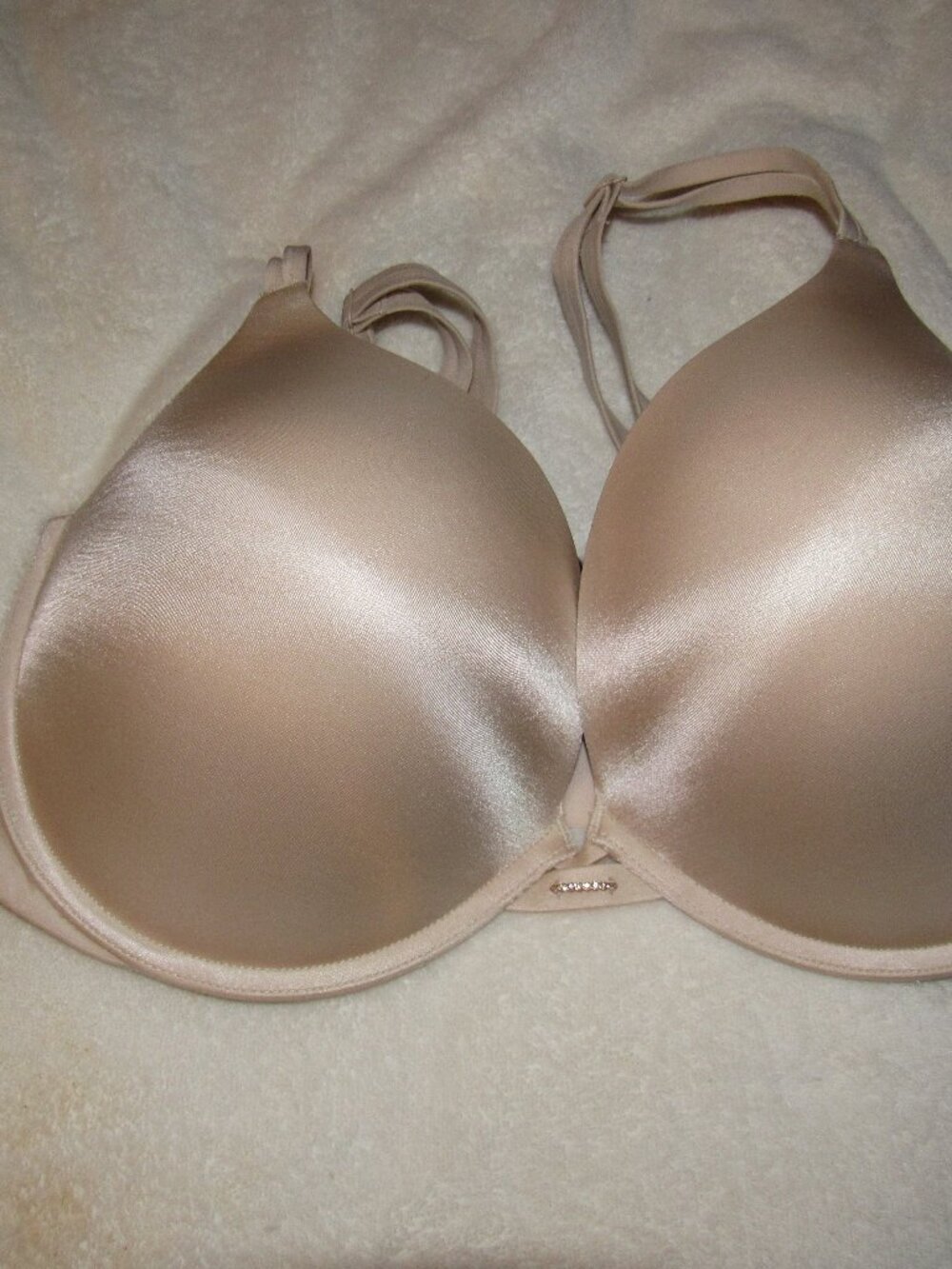 Victoria's Secret Very sexy Push Up Beige Bra (2) 36G